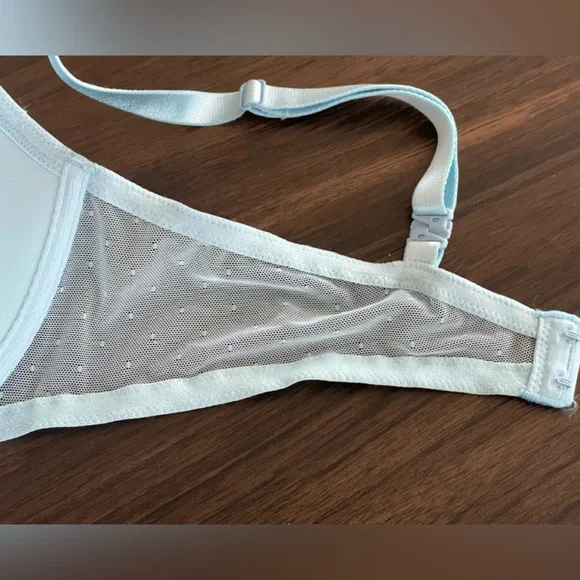 Victoria's Secret Push Up Convertible Light Blue Lace Mesh Bra - Picture 9 of 12